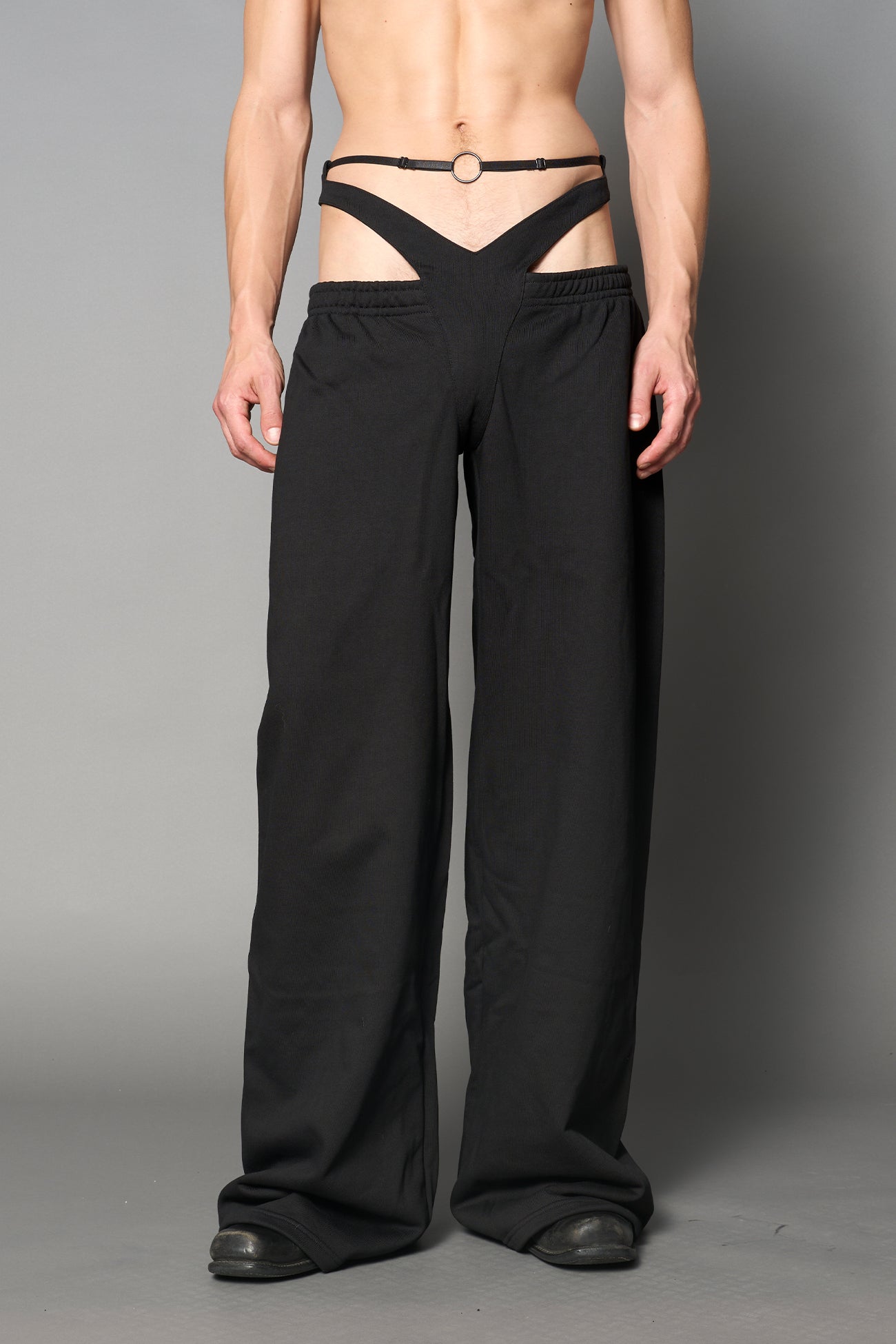 NAMILIA Beverly Hills G - String Sweatpants - BLACK, xs