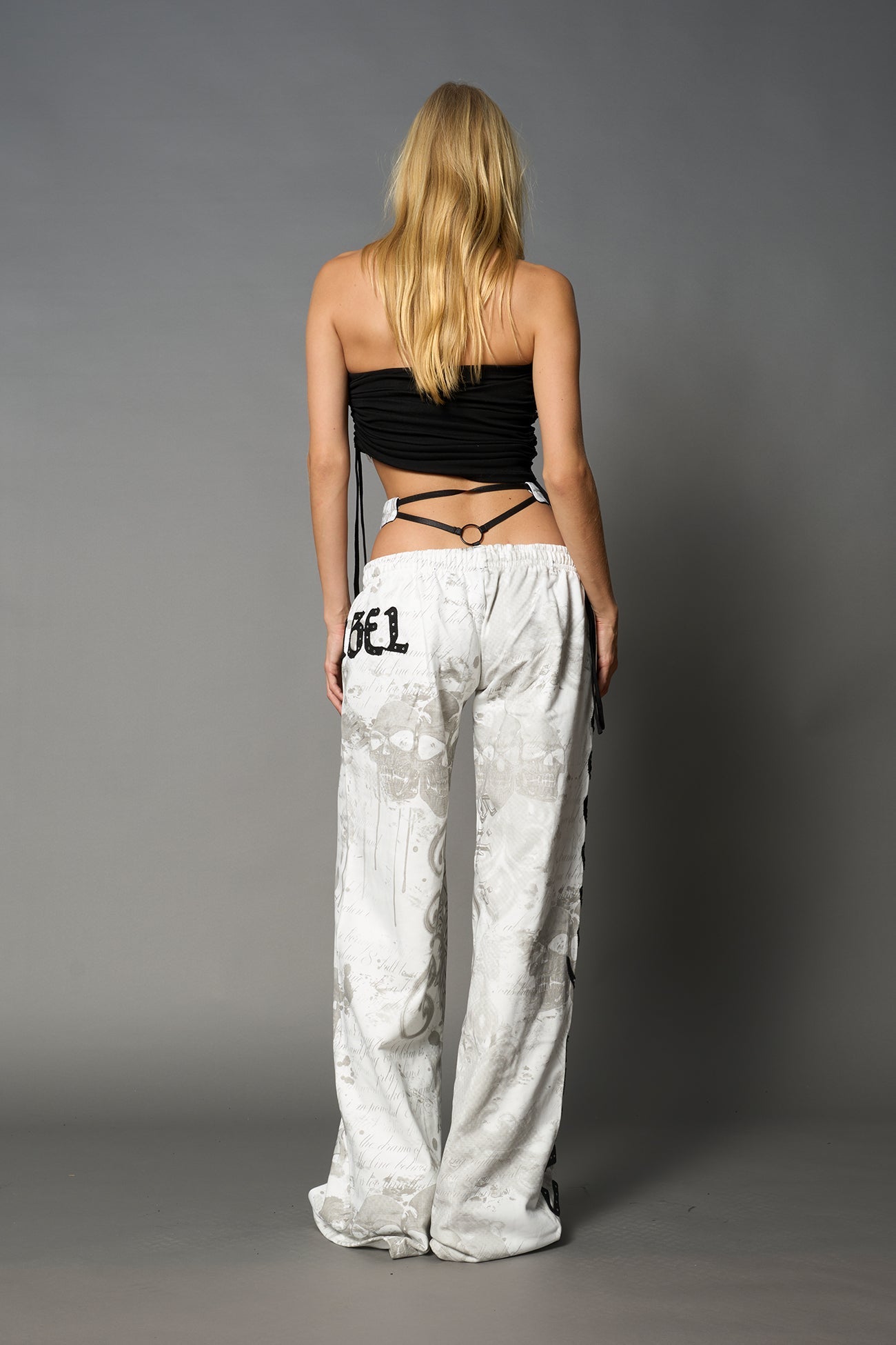 NAMILIA Beverly Hills G - String Sweatpants - WHITE-PRINT, xs