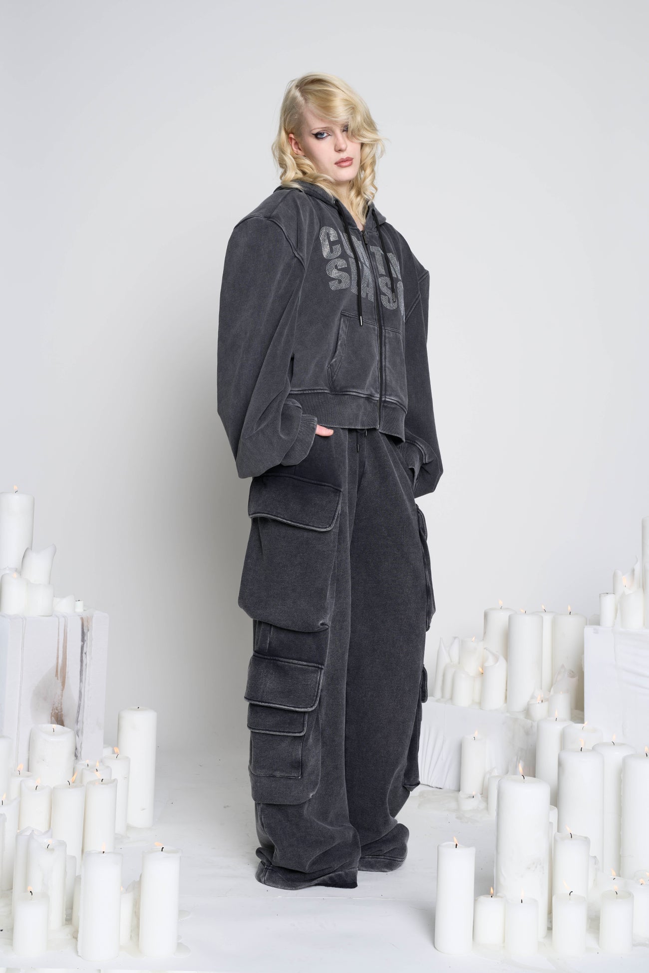 NAMILIA Cargo Sweatpants - Washed Black, xs