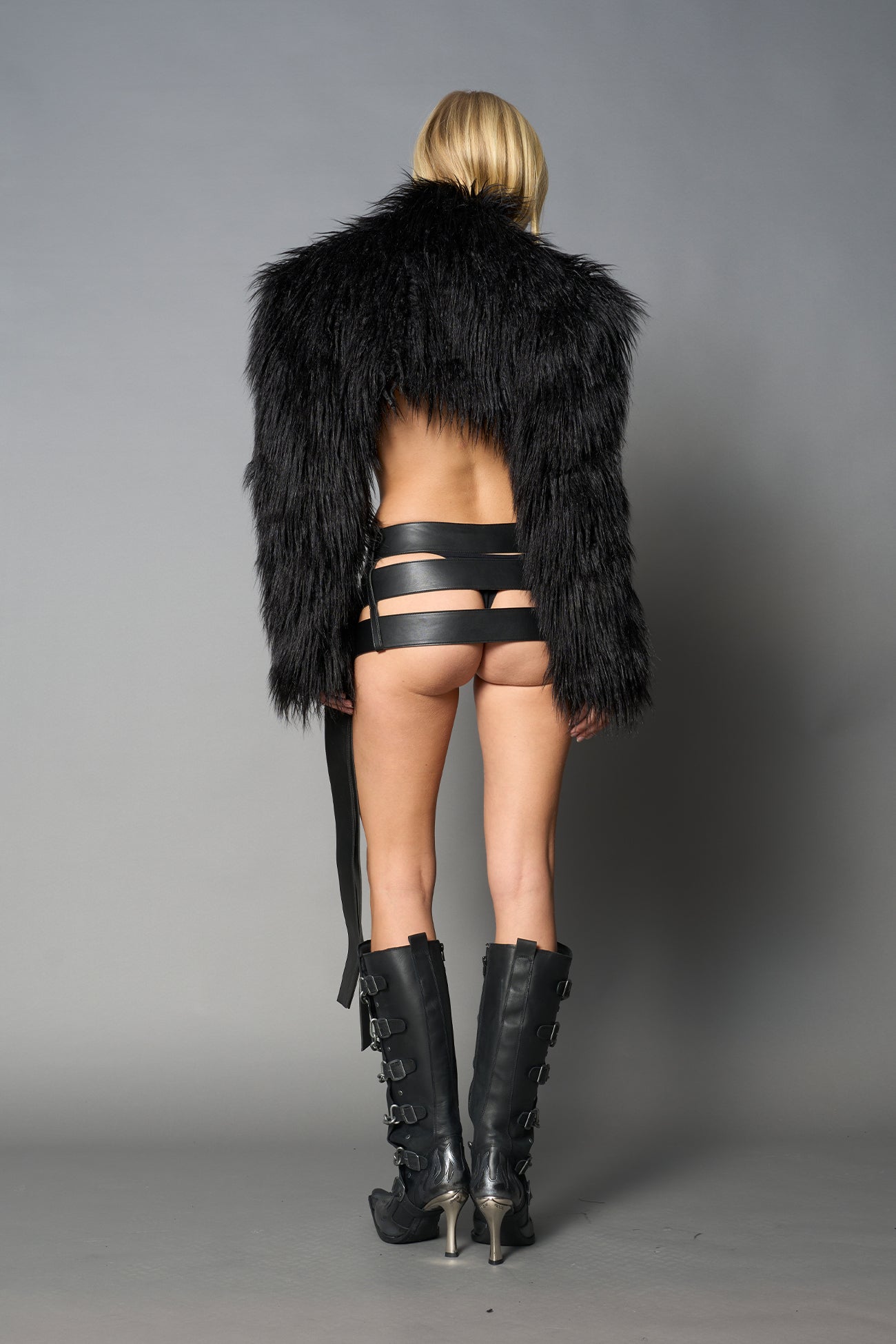 NAMILIA Diva Faux Fur Bolero - Black, xs