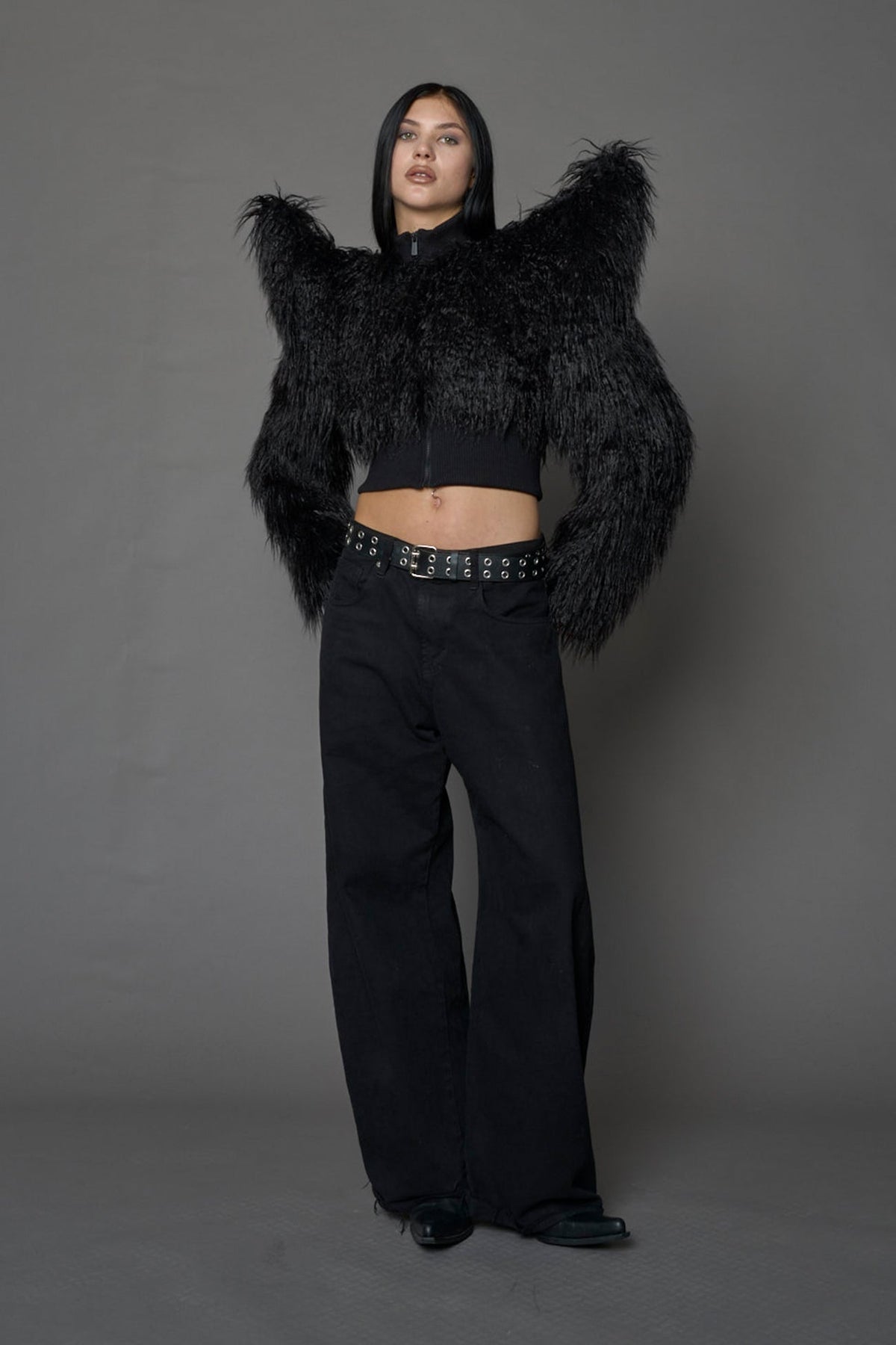 NAMILIA Doomsday Crop Faux Fur Jacket - BLACK, xs