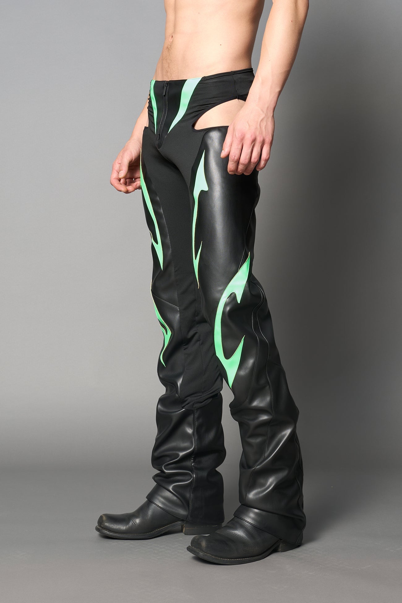 NAMILIA Moto Cut Out Pants - Green, xs