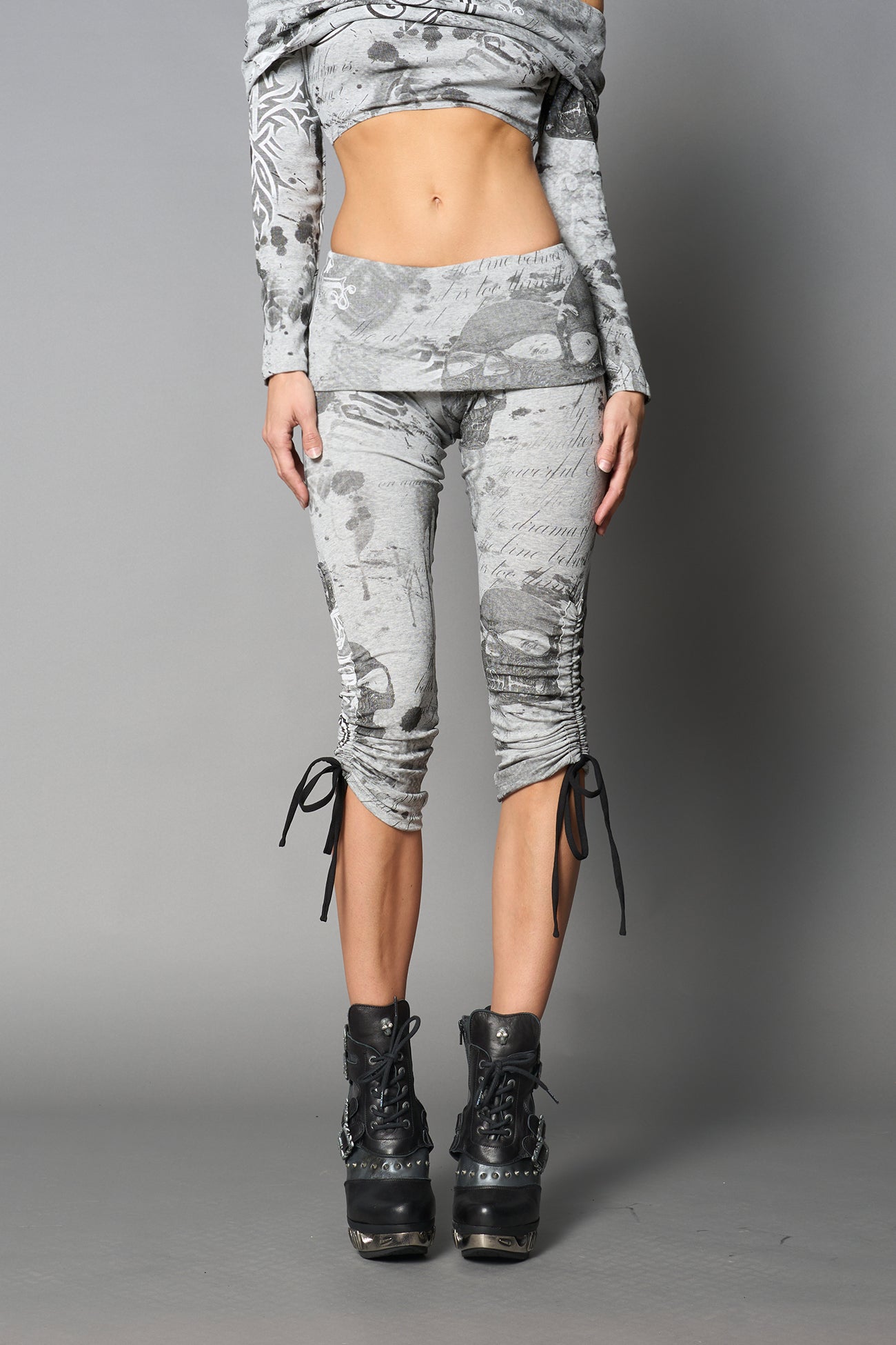 NAMILIA Totally Capris - GREY-PRINT, xs