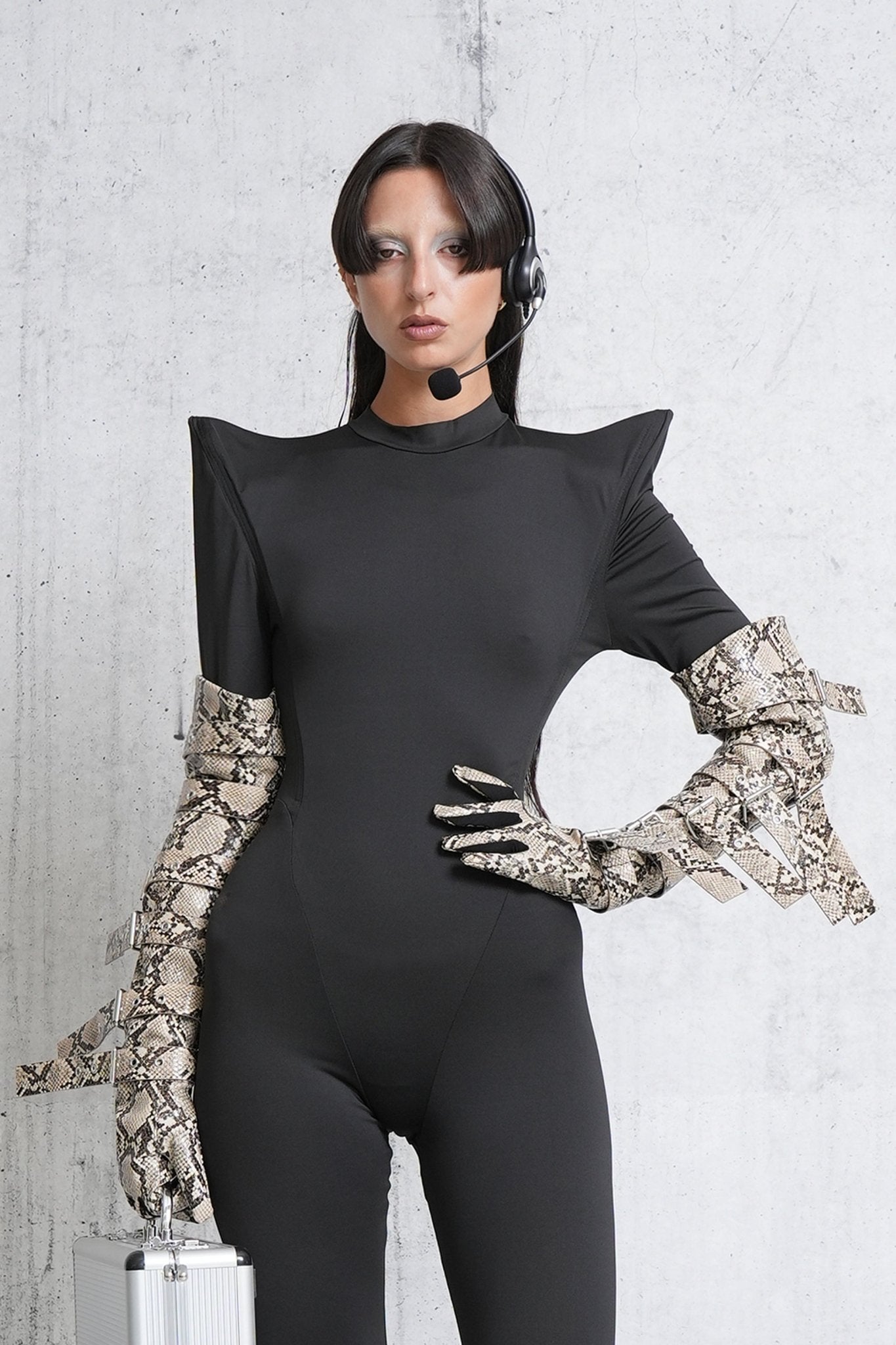 NAMILIA pagoda full body - black, xs