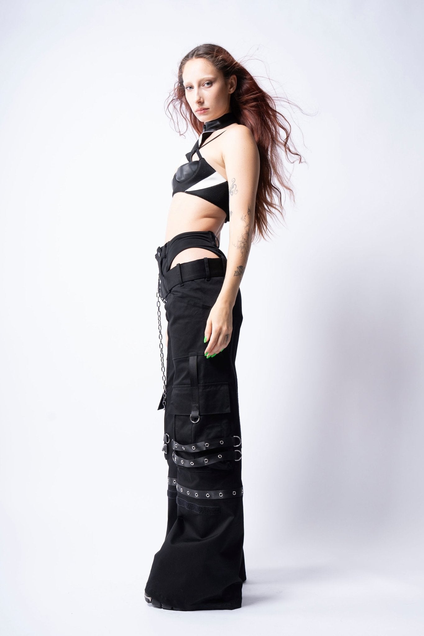 NAMILIA UNDERWORLD CARGO CUT OUT PANTS - black, XS