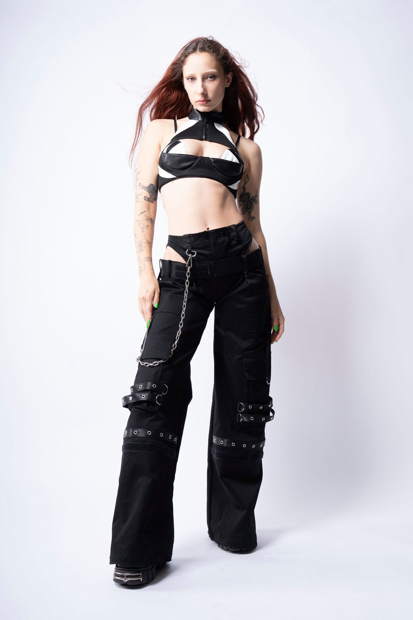 NAMILIA UNDERWORLD CARGO CUT OUT PANTS - black, XS
