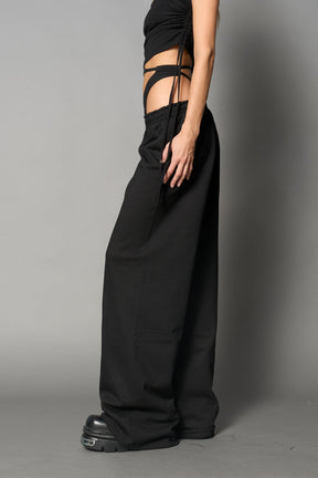 NAMILIA Beverly Hills G - String Sweatpants - BLACK, xs