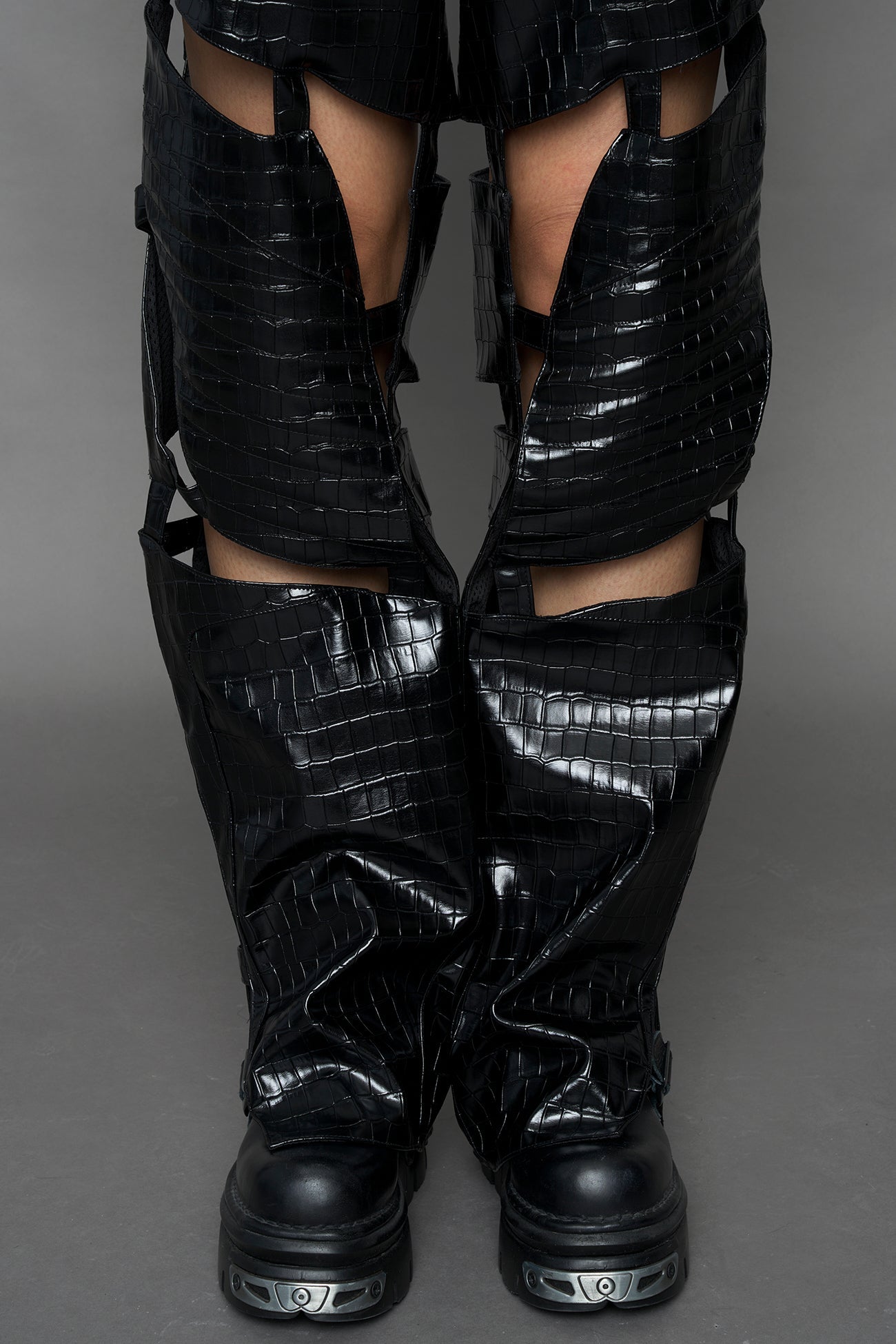NAMILIA Biker Floating Pants - BLACK CROC, xs