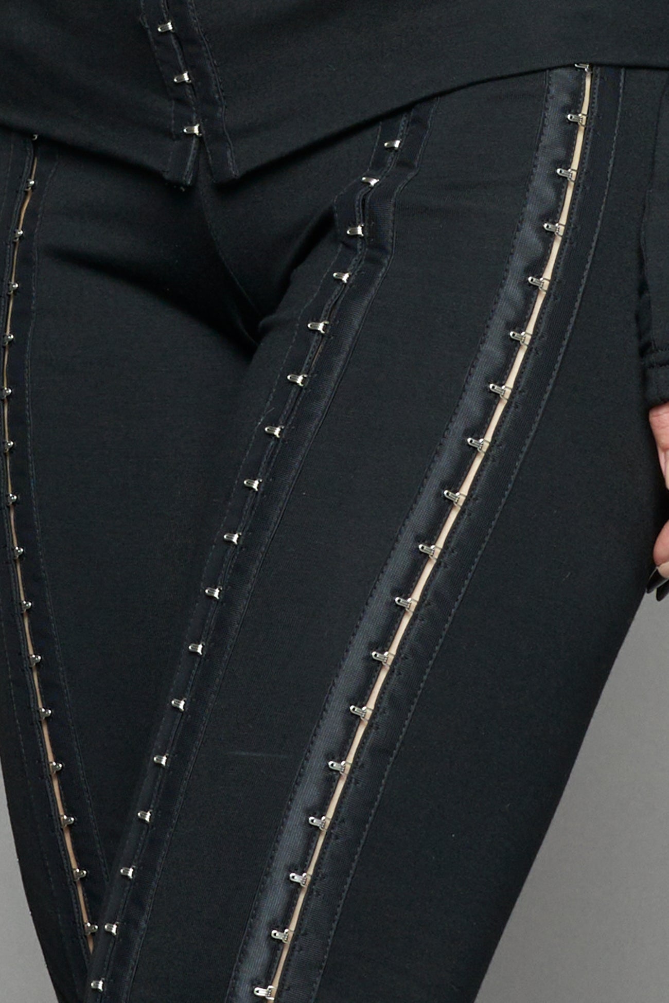 NAMILIA darling hook tape pants - BLACK, xs