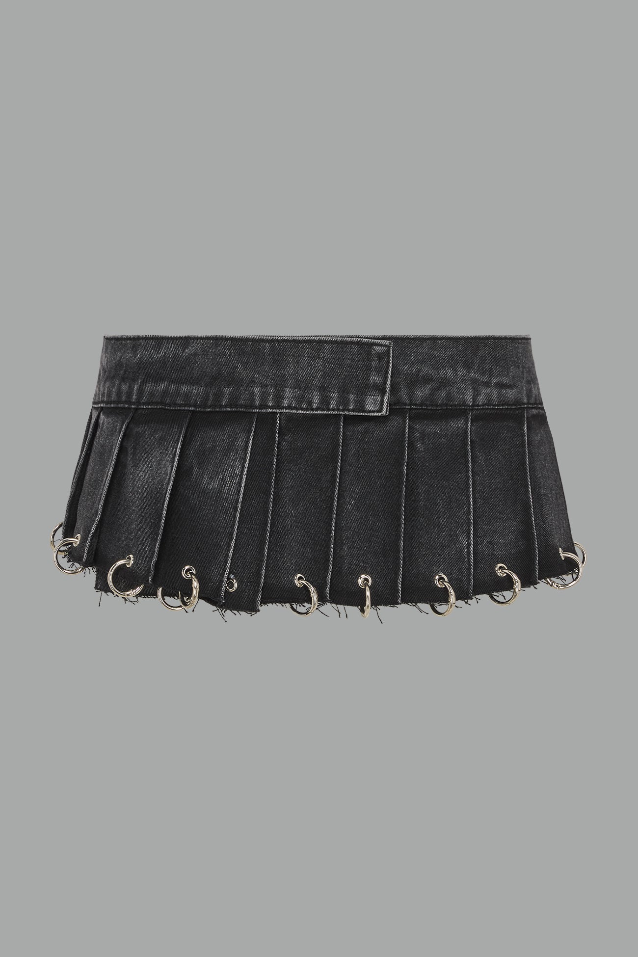 NAMILIA Denim Pleated Mini Skirt With Rings - BLACK WASHED, xs