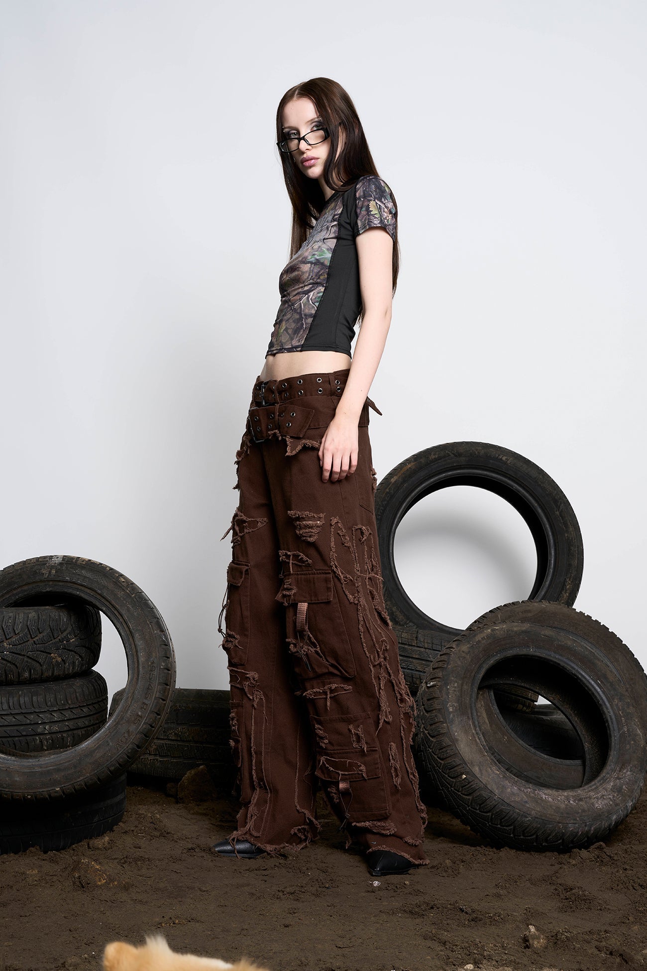 NAMILIA Distressed Cargo Pants - Brown, xs