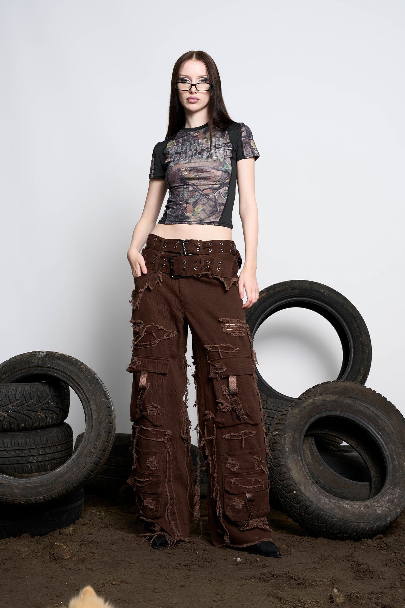 NAMILIA Distressed Cargo Pants - Brown, xs