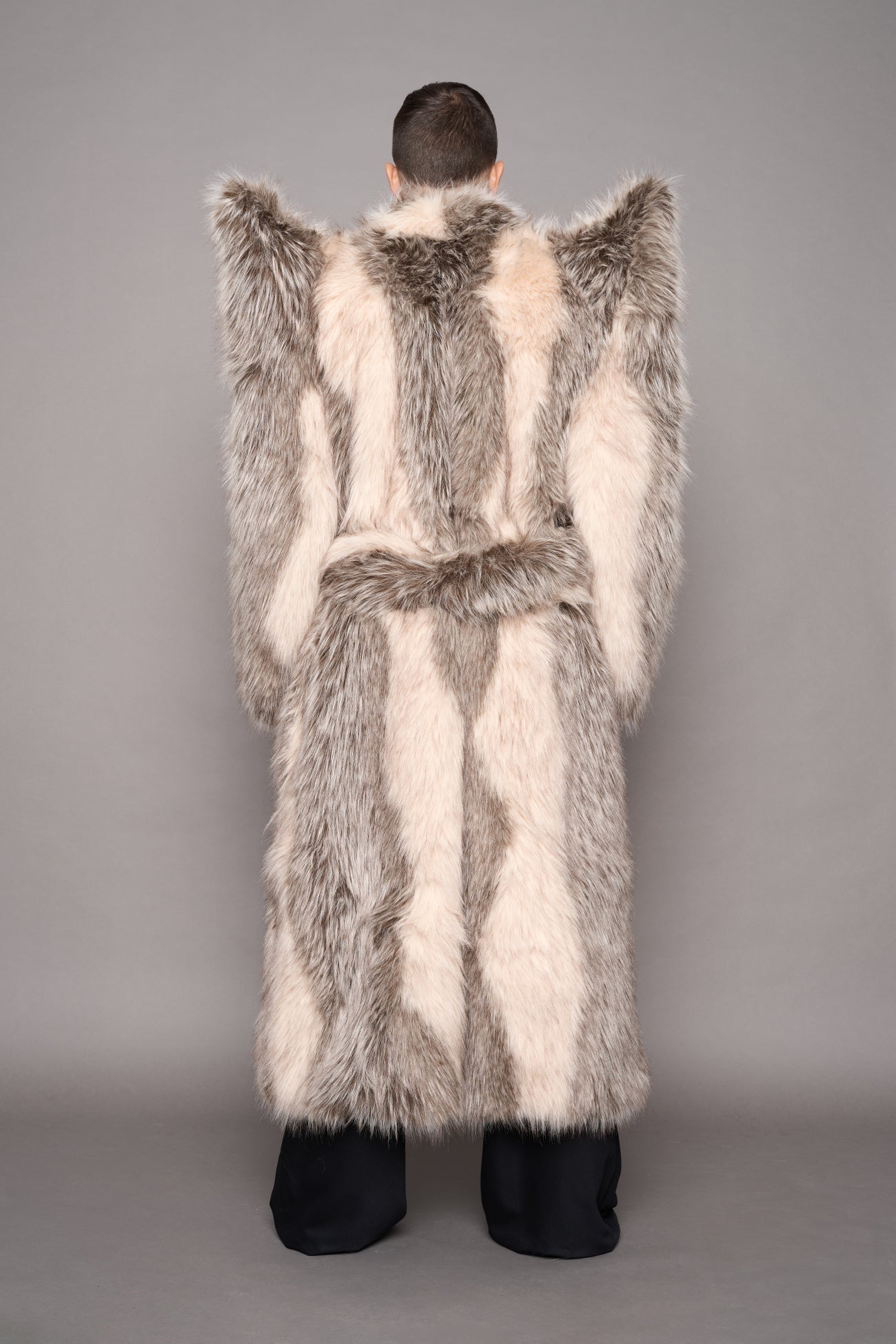 NAMILIA Doomsday Faux Fur Coat - dune, s
