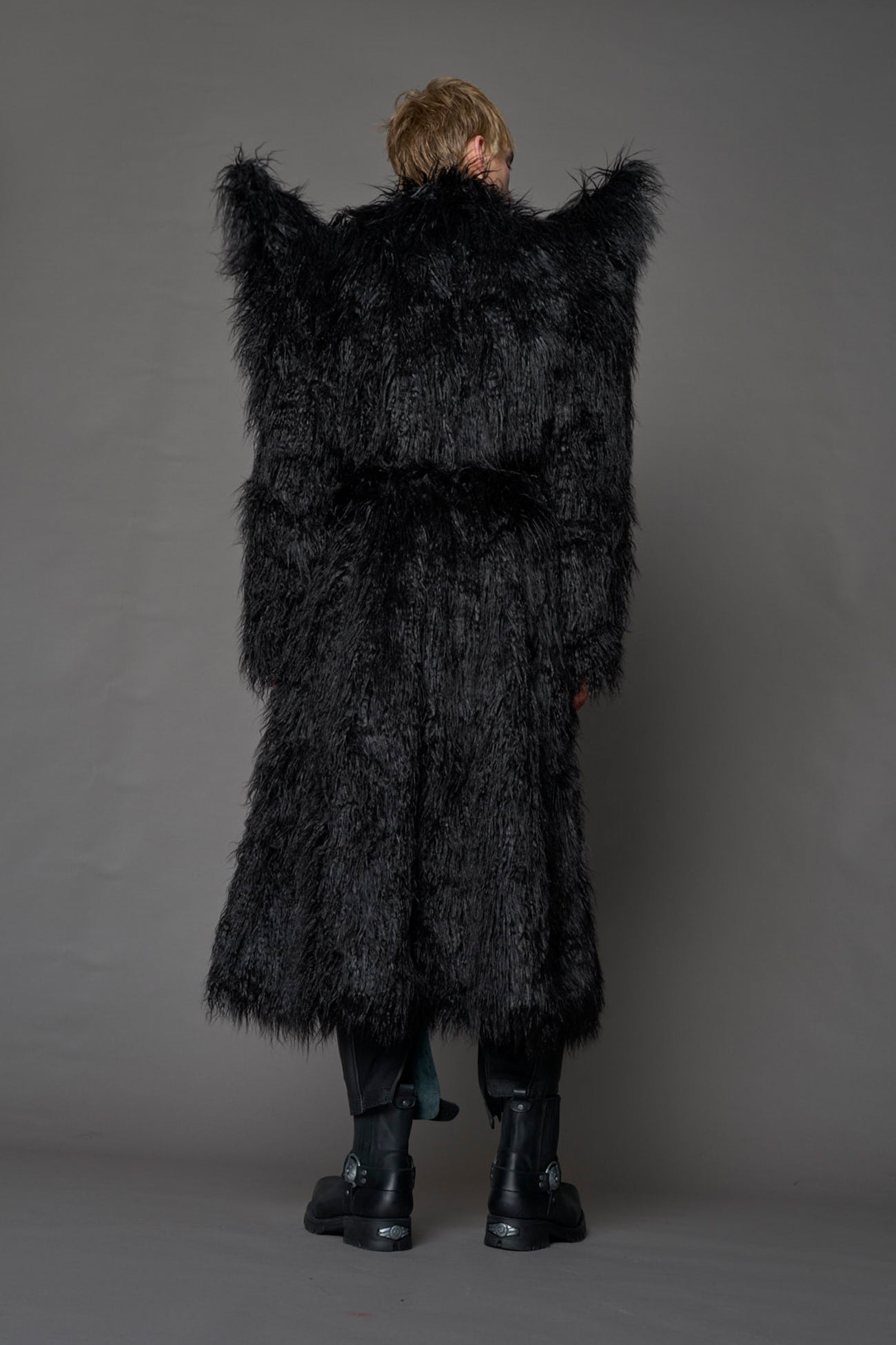 NAMILIA Doomsday Faux Fur Coat - BLACK, s