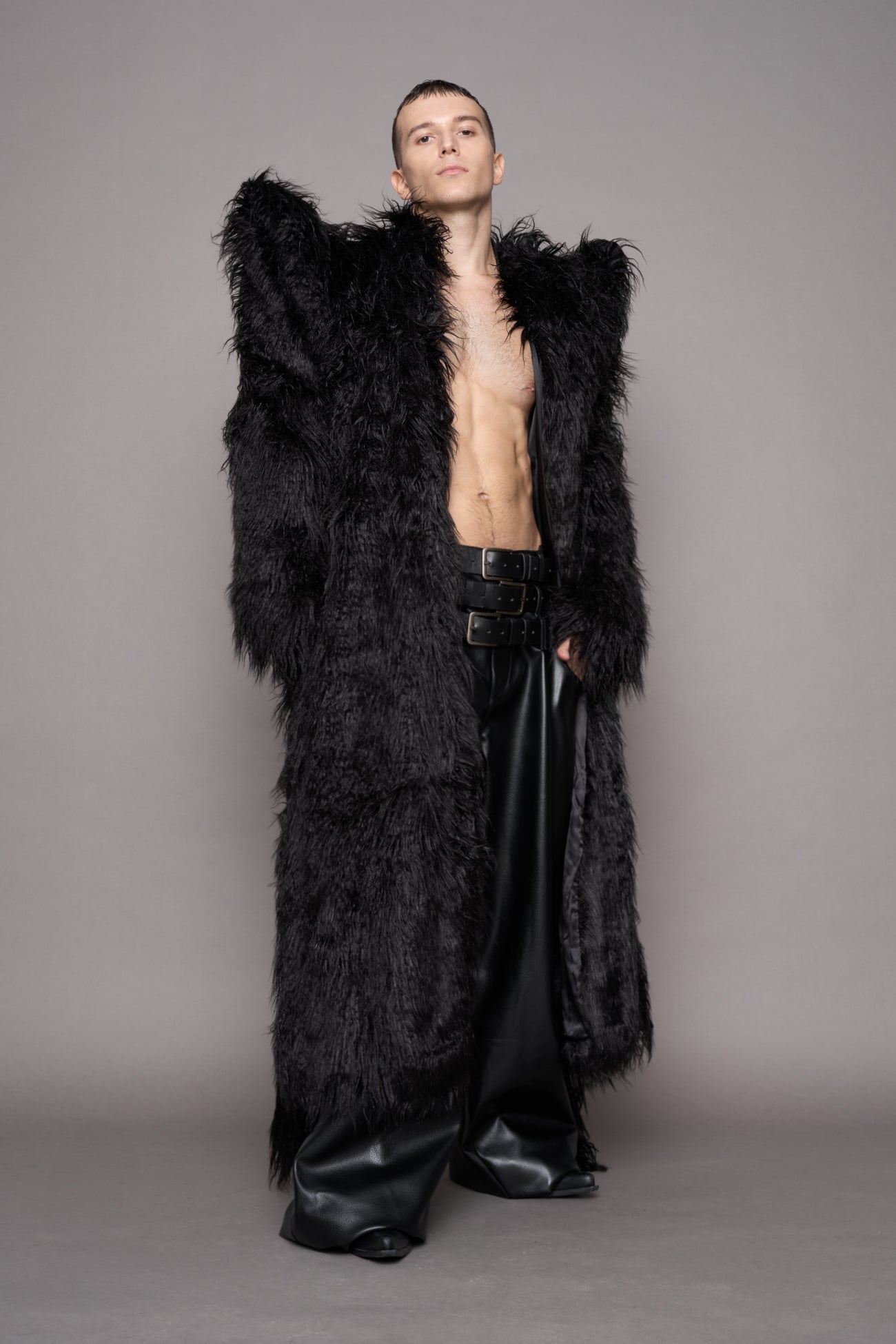 NAMILIA Doomsday Faux Fur Coat - Black, s