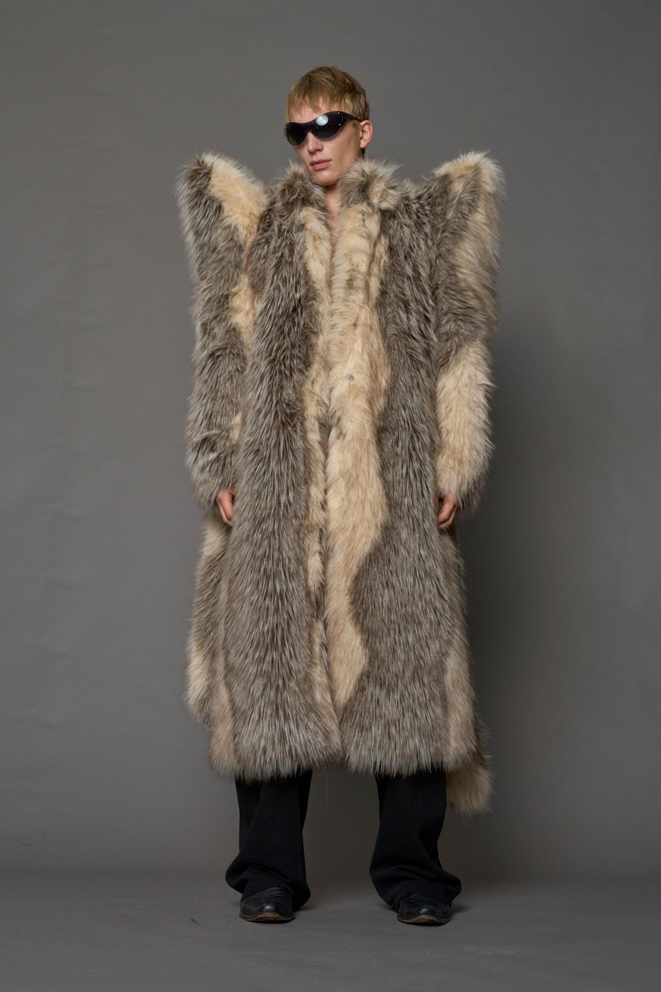 NAMILIA Doomsday Faux Fur Coat - BROWN, s