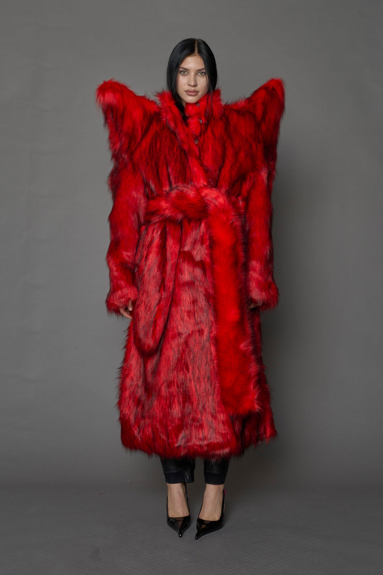 NAMILIA Doomsday Faux Fur Coat - RED, s