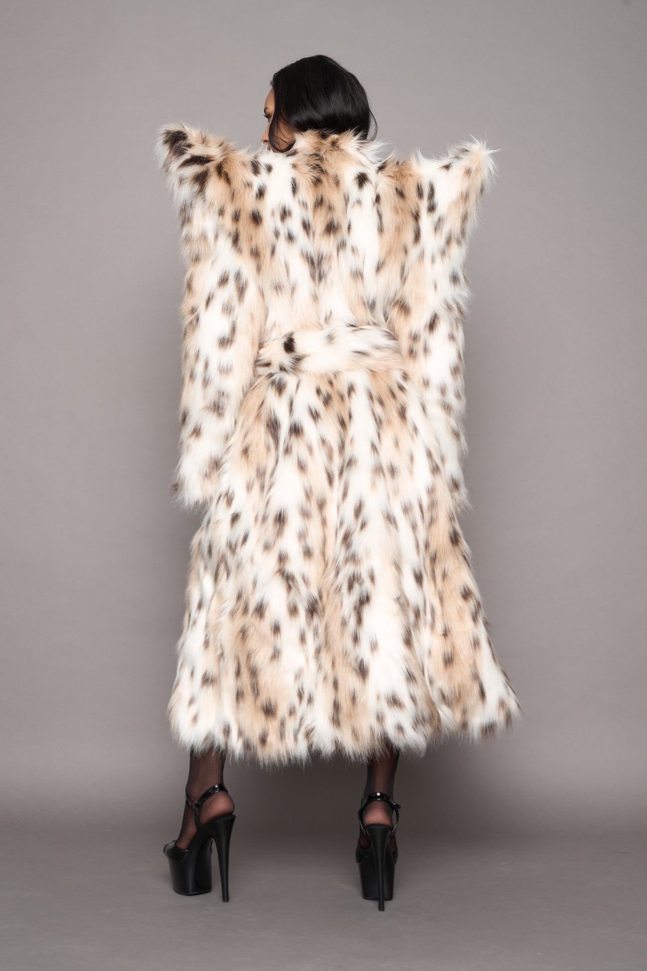 NAMILIA Doomsday Faux Fur Coat - snow lynx, s