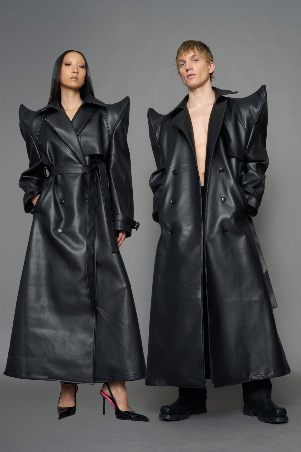 NAMILIA Doomsday Trench Coat - black, s