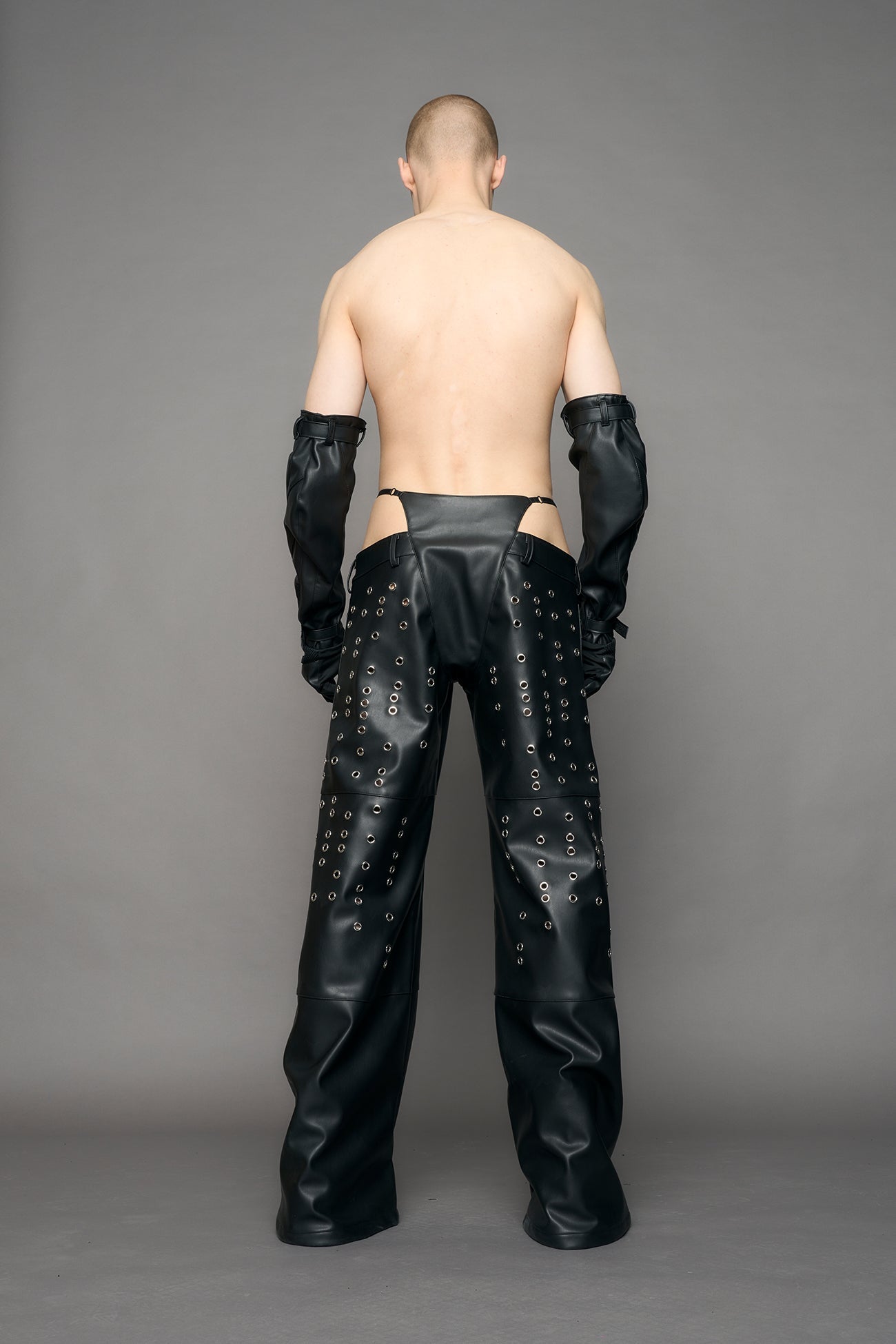 NAMILIA Eyelet Thong Pants - black, xs