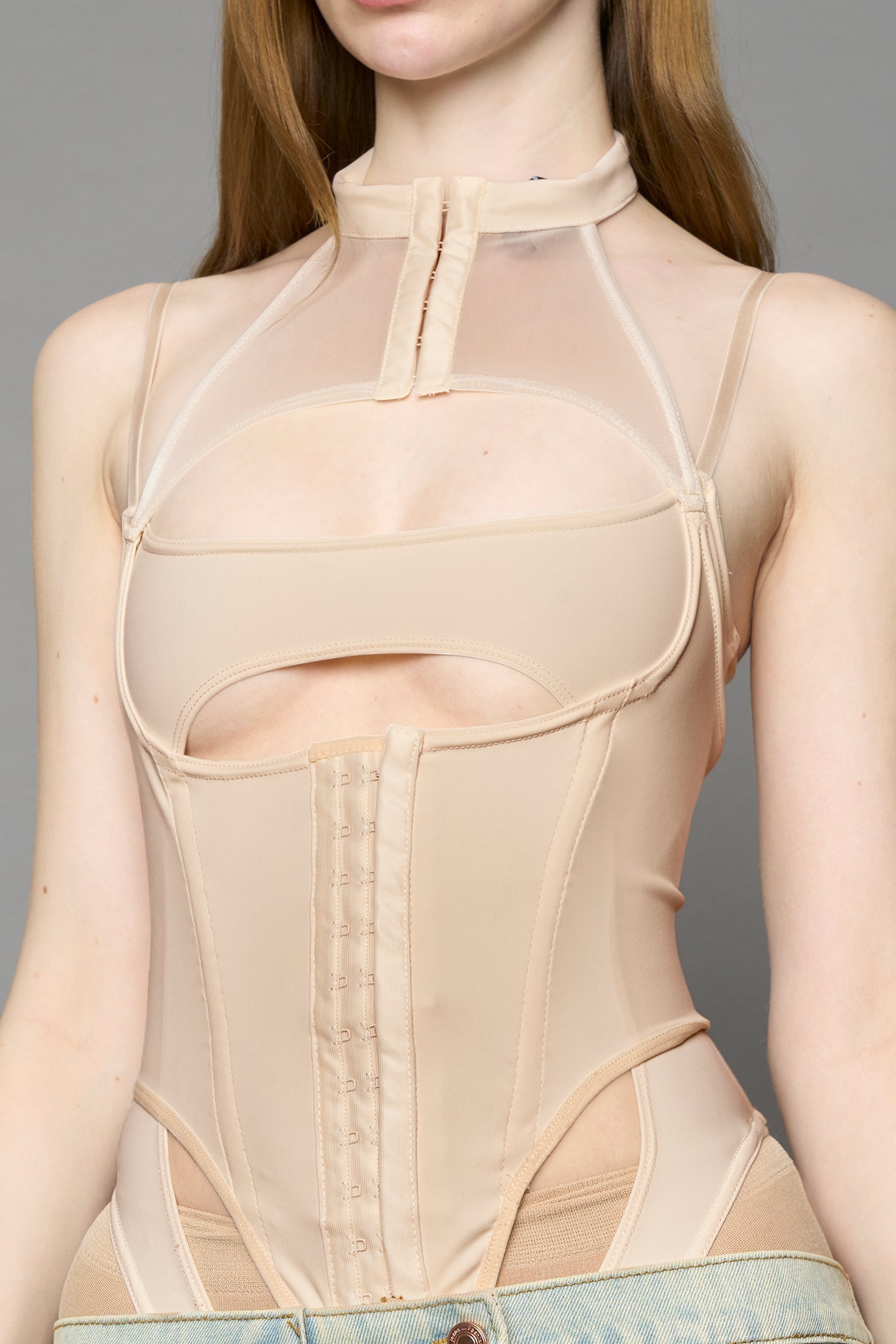 NAMILIA Layered Contour Body - BEIGE, xs