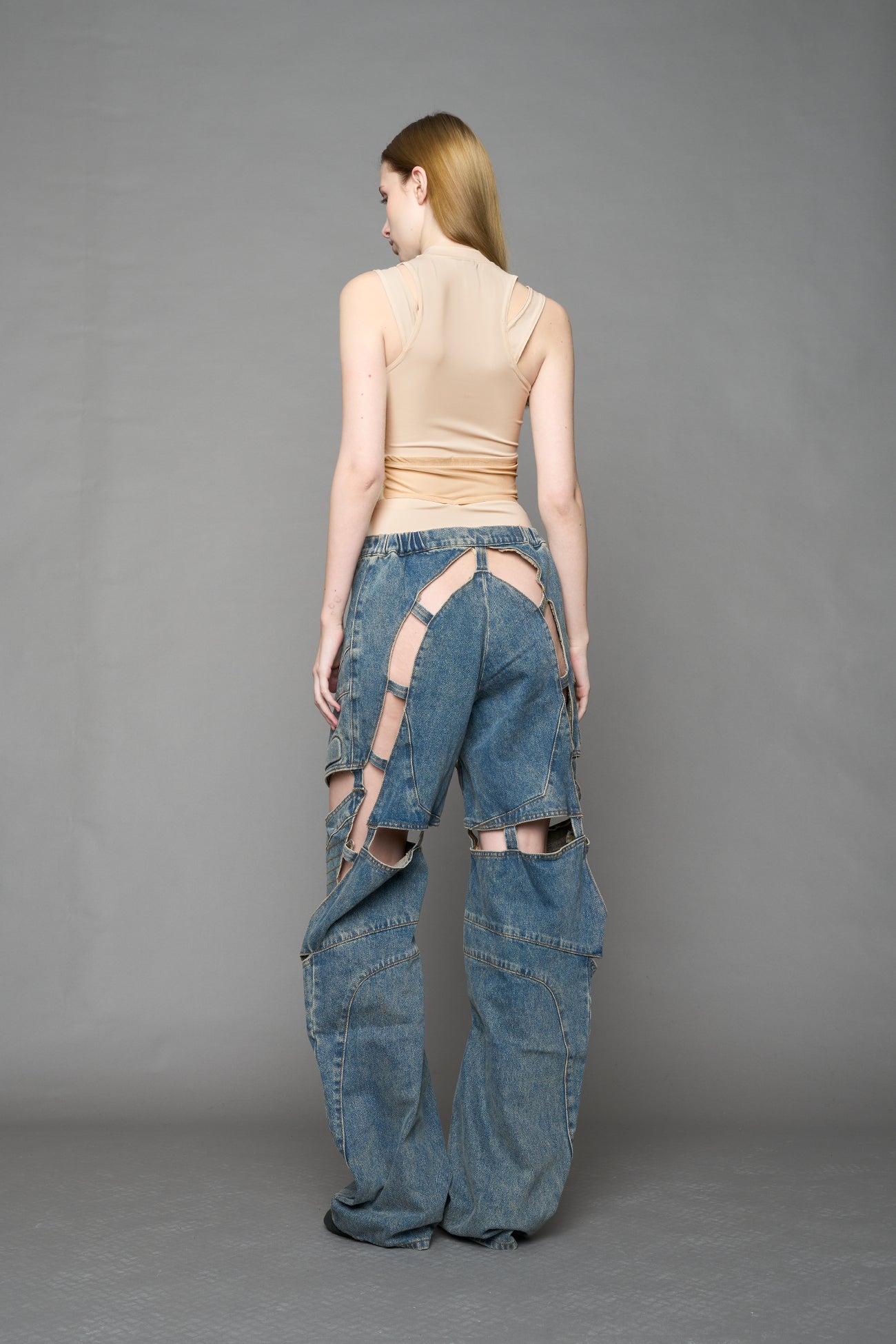 NAMILIA Layered Contour Top - BEIGE, xs