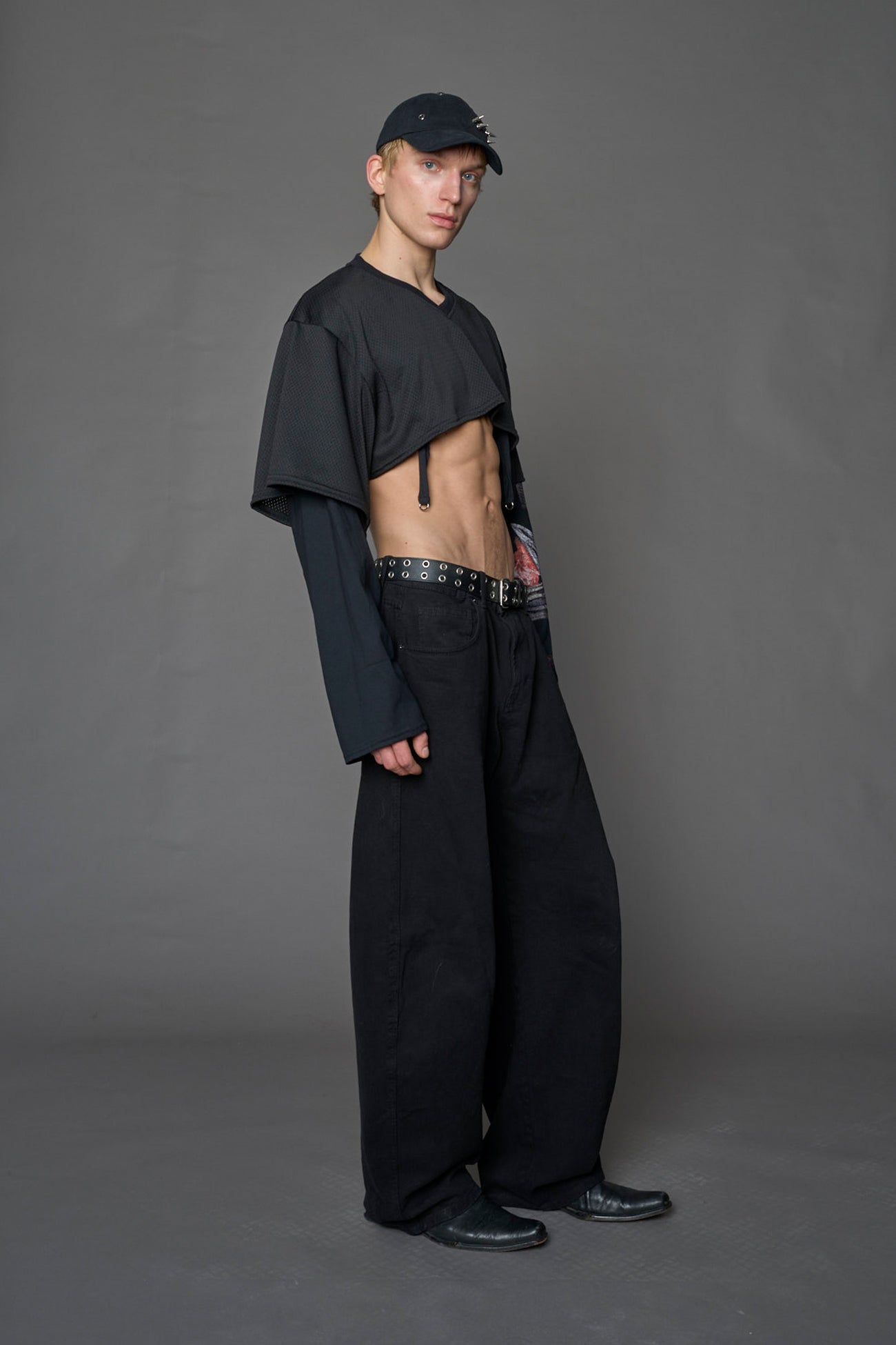 NAMILIA Layered Football Top - BLACK PRINT, xs