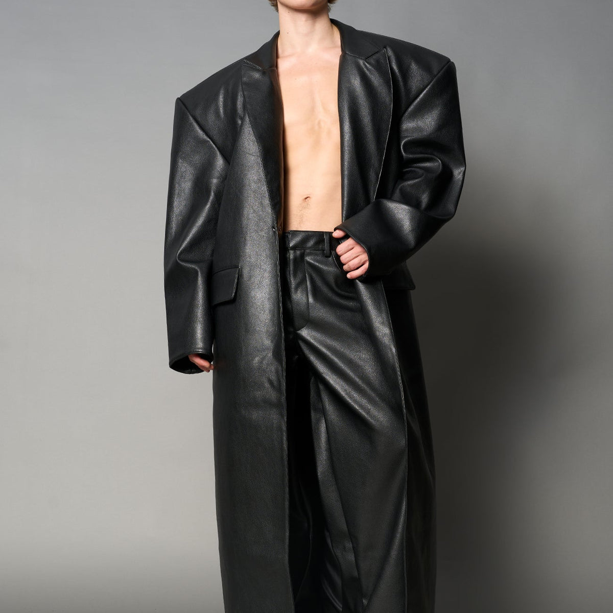 namilia-leather-elongated-