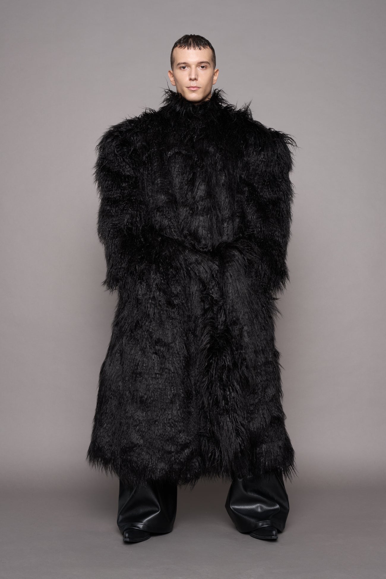 NAMILIA Midnight Faux Fur Coat - Black, s