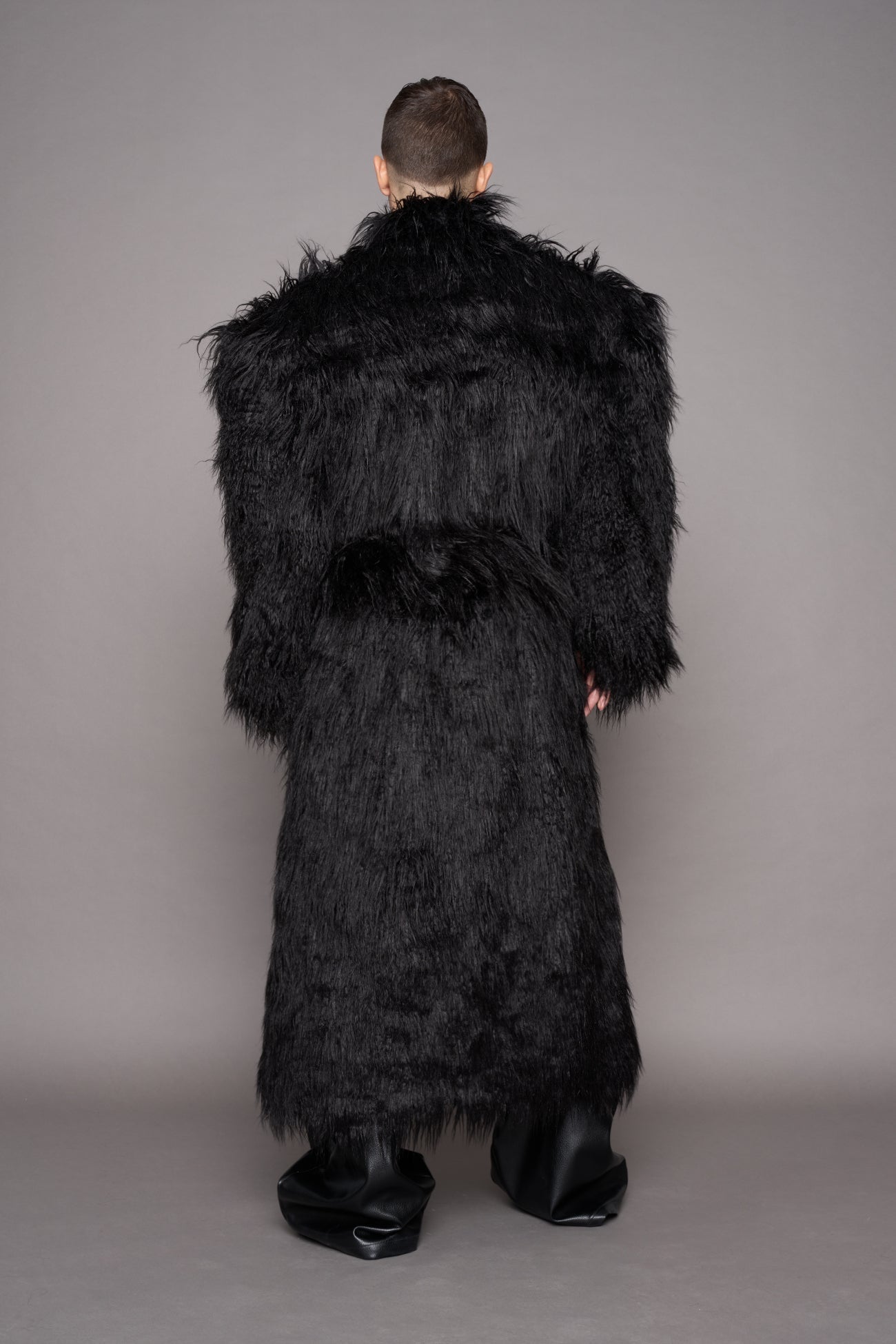 NAMILIA Midnight Faux Fur Coat - Black, s
