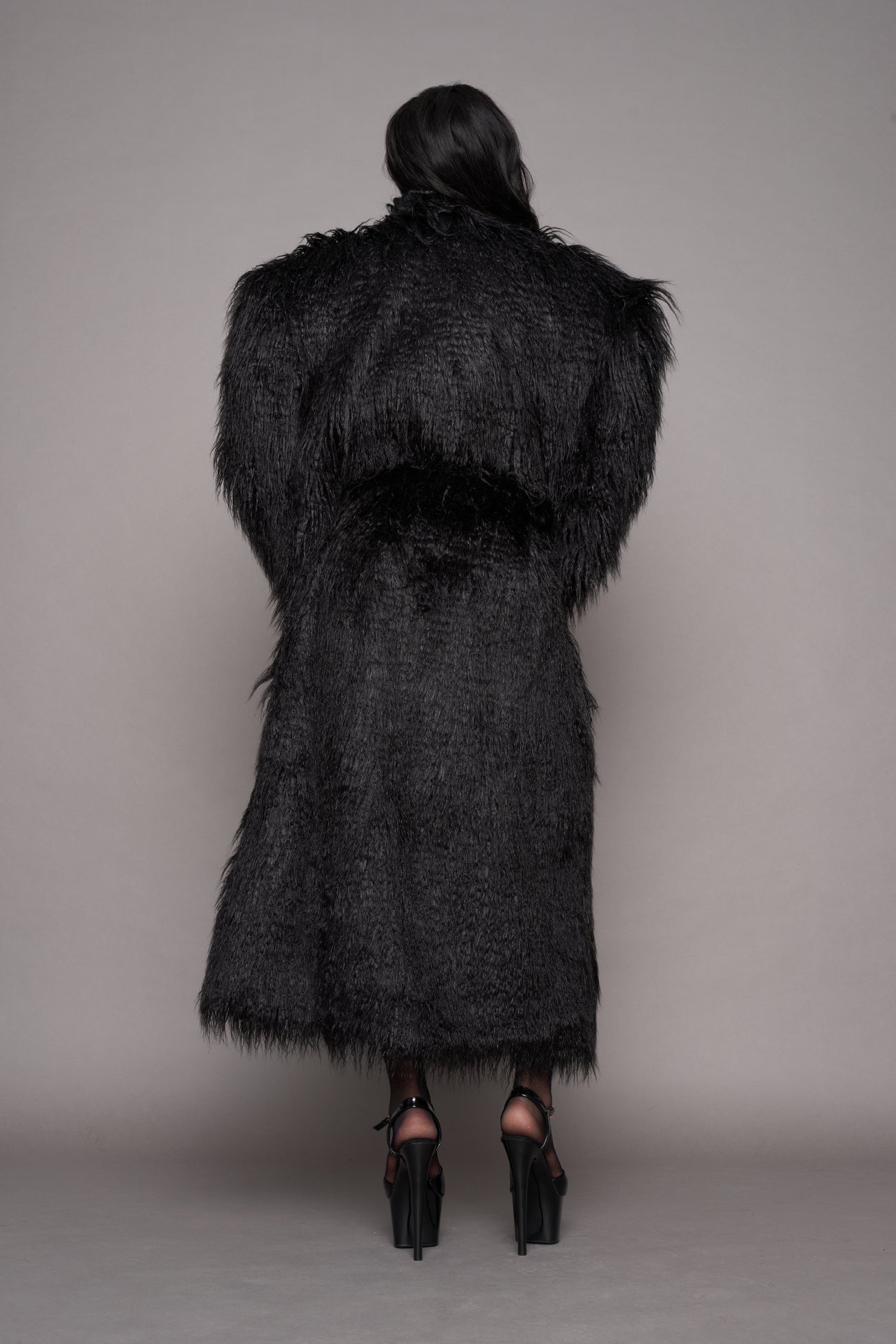 NAMILIA Midnight Faux Fur Coat - Black, s