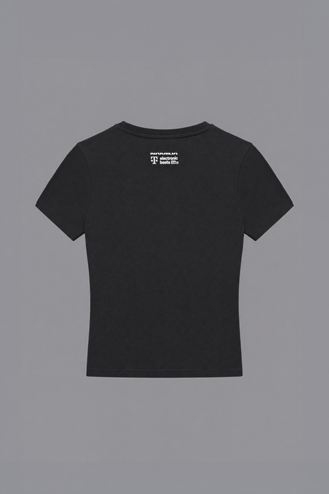 NAMILIA NOT A PASSENGER TSHIRT - black print, s