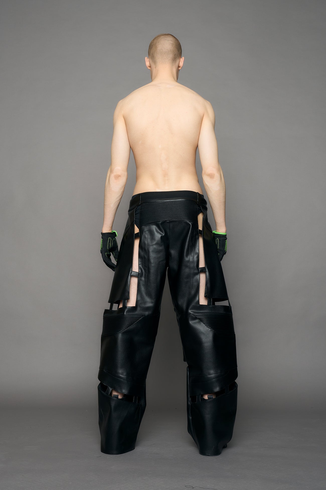 NAMILIA Octane Floating Moto Pants - black, xs