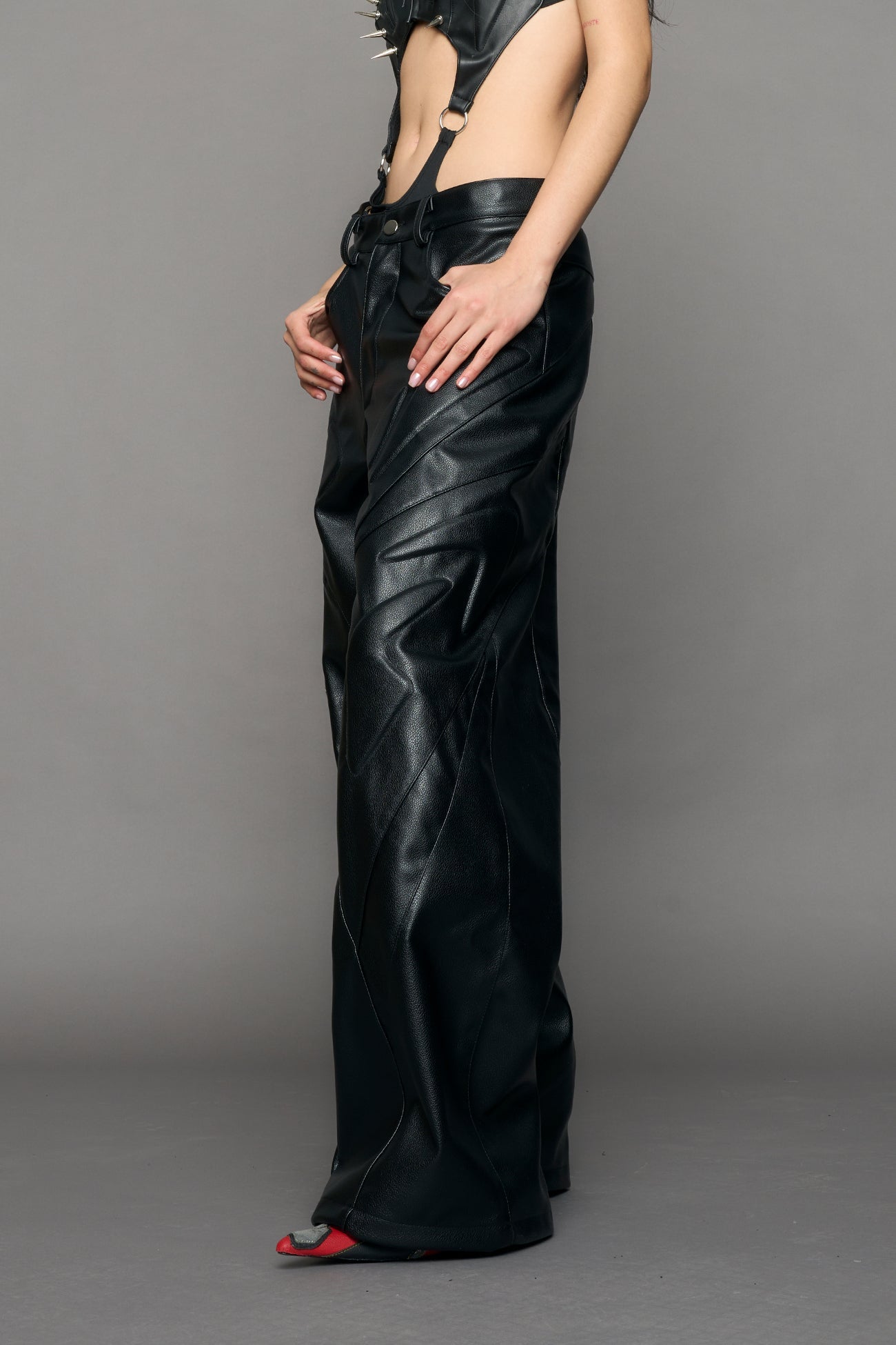 NAMILIA Octane Oversize Leather Pants - black, xs