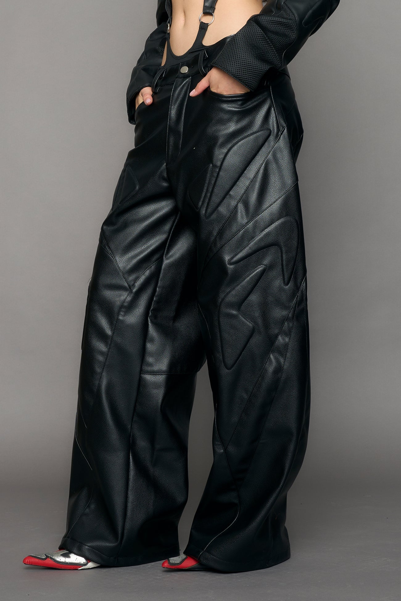NAMILIA Octane Oversize Leather Pants - black, xs