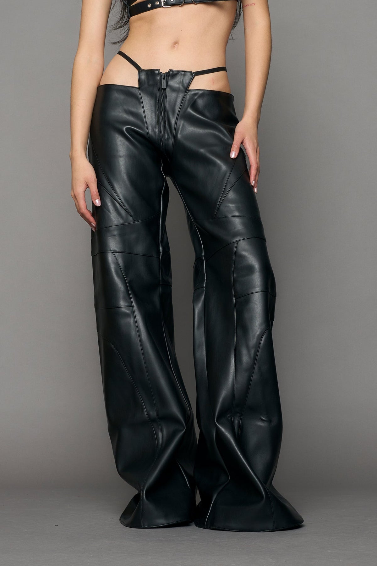 NAMILIA Oversize Thong Pants - BLACK, xs