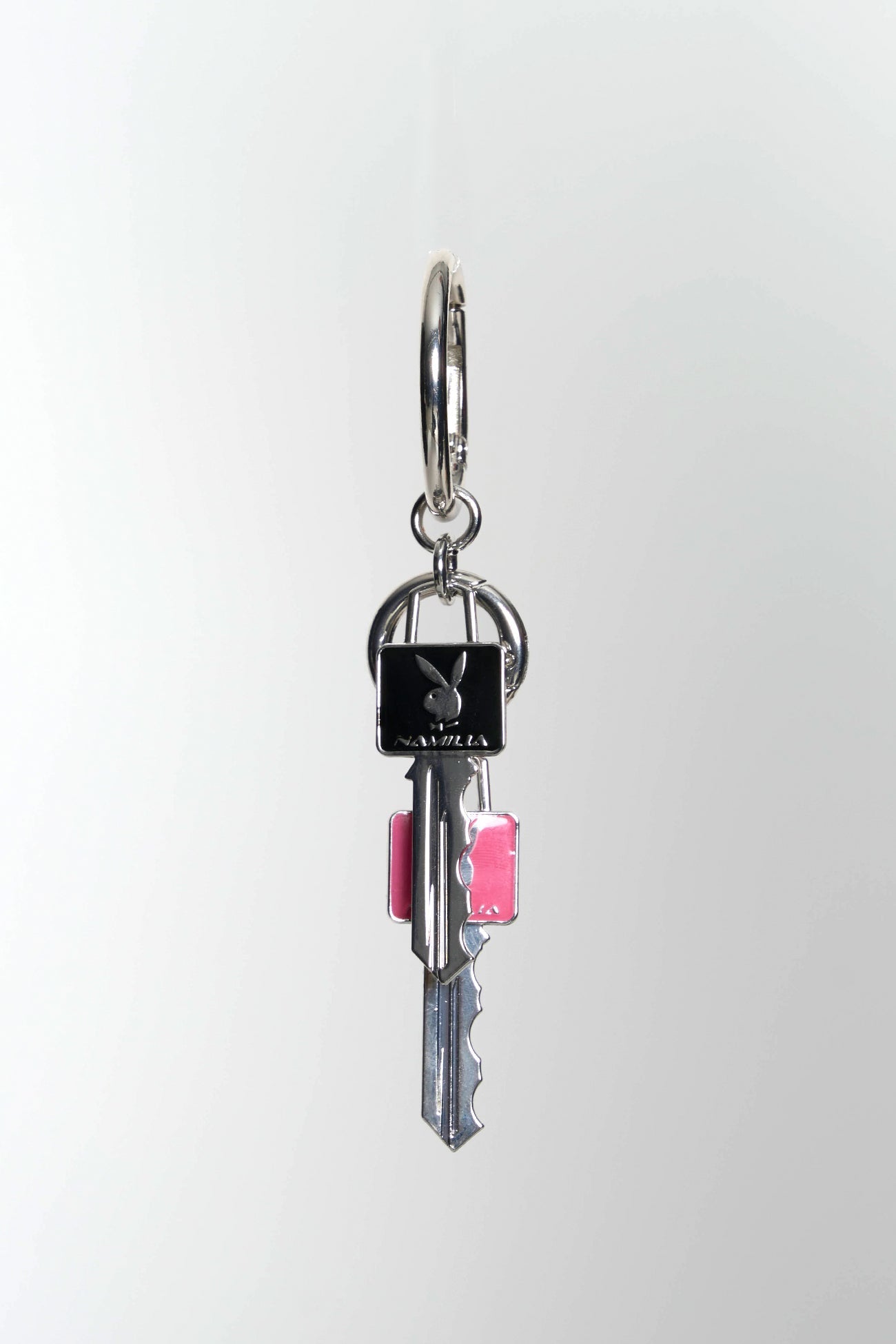 NAMILIA Playboy Key Charm - Black / PINK, onesize