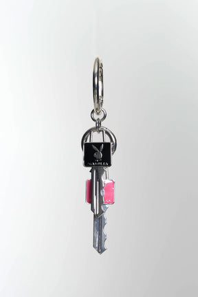 NAMILIA Playboy Key Charm - Black / PINK, onesize