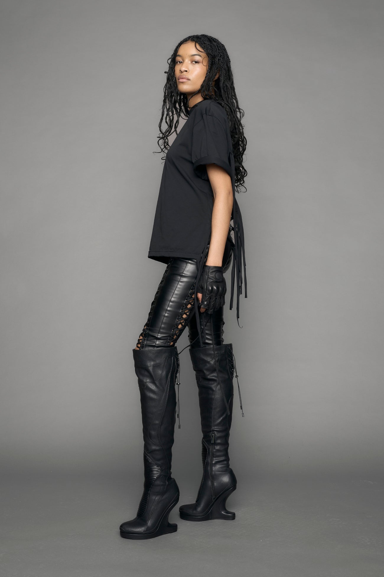 NAMILIA Shredded Chain T-Shirt - black, xs