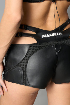 NAMILIA Sneaker Hot Pants - BLACK, xs