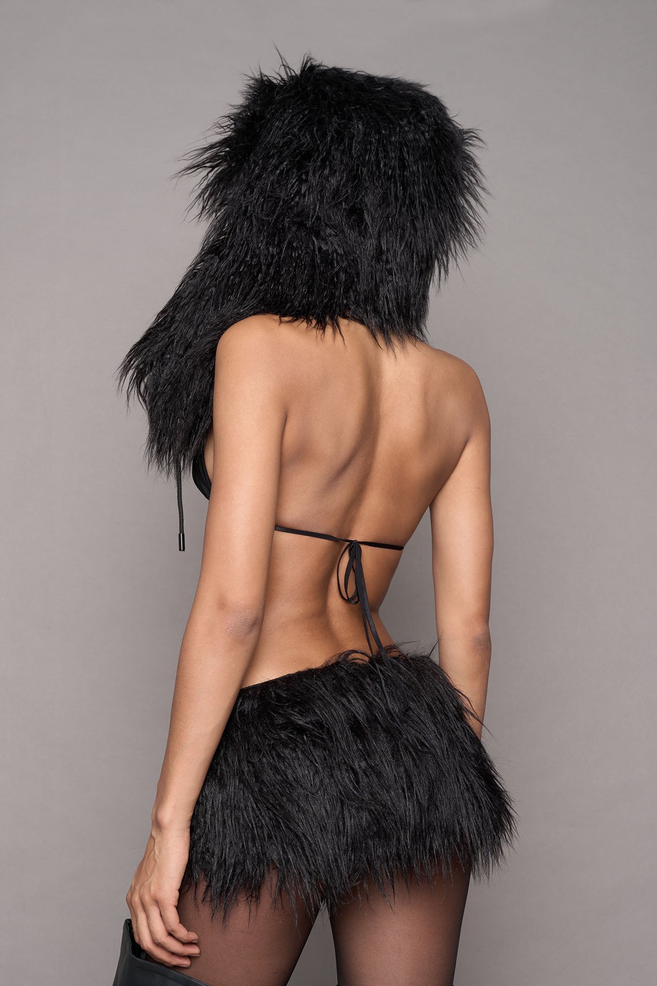 NAMILIA Vip Faux Fur Hat - Black, s