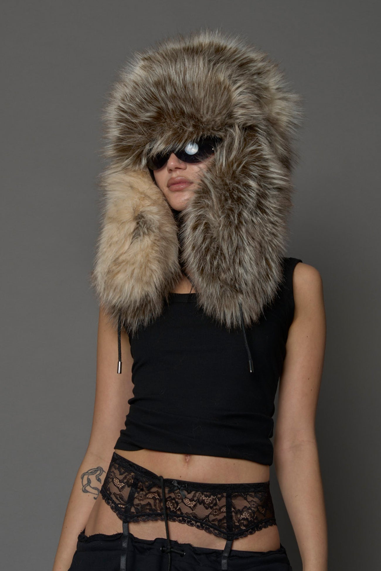 NAMILIA Vip Faux Fur Hat - BROWN, s