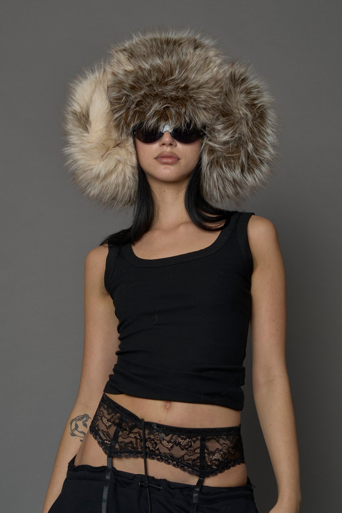 NAMILIA Vip Faux Fur Hat - BROWN, s